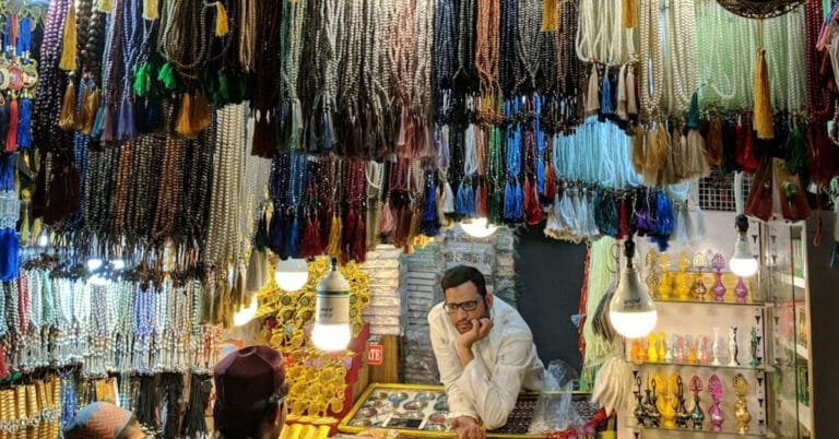 Traditional Handicrafts of Assam – A Buyer’s Guide